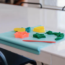 Load image into Gallery viewer, Table Tyke Placemat