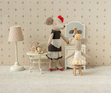 Load image into Gallery viewer, Beautician mouse, Mum