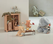 Load image into Gallery viewer, Beautician mouse, Mum