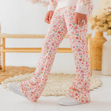 Load image into Gallery viewer, Berry Floral Lounge Sweet