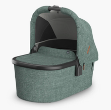 Load image into Gallery viewer, Vista V3 Bassinet