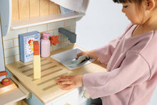 Load image into Gallery viewer, Pretend Laundrette Set