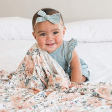 Load image into Gallery viewer, Knit Swaddle Blanket - Autumn
