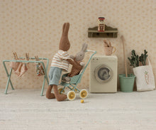 Load image into Gallery viewer, Maileg Washing Machine, Miniature
