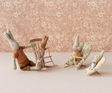 Load image into Gallery viewer, Rose/Blue Check My Rabbit
