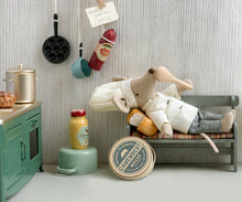 Load image into Gallery viewer, Maileg Chef Mouse with Soup Pot and Spoon
