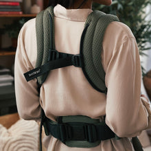 Load image into Gallery viewer, Baby Carrier Harmony - Dark Green
