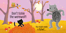 Load image into Gallery viewer, Usborne Don't Tickle The Ghost
