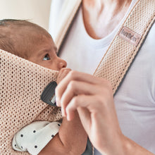Load image into Gallery viewer, BabyBjorn Carrier Mini - Pearl Pink Mesh
