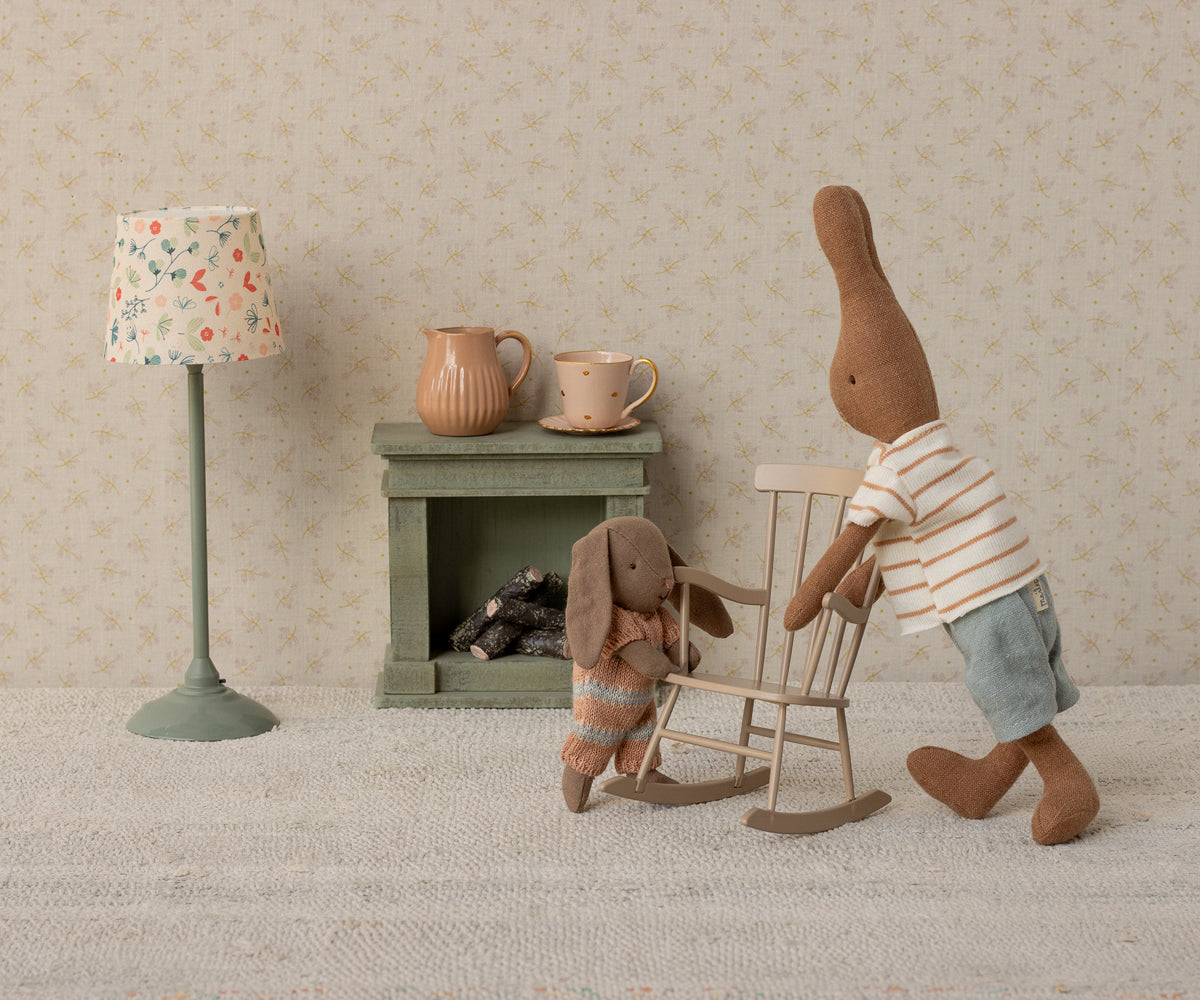 Maileg Rocking Chair, Miniature - Dark Sand
