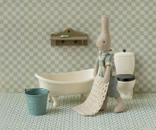 Load image into Gallery viewer, Maileg Bath Mat, Mini

