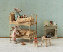 Load image into Gallery viewer, Maileg Bunk bed, Mouse - Wheat
