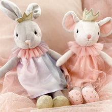 Load image into Gallery viewer, Pheobe Mouse
