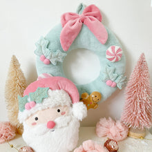Load image into Gallery viewer, Festive Wreath--Mint
