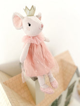 Load image into Gallery viewer, Pheobe Mouse
