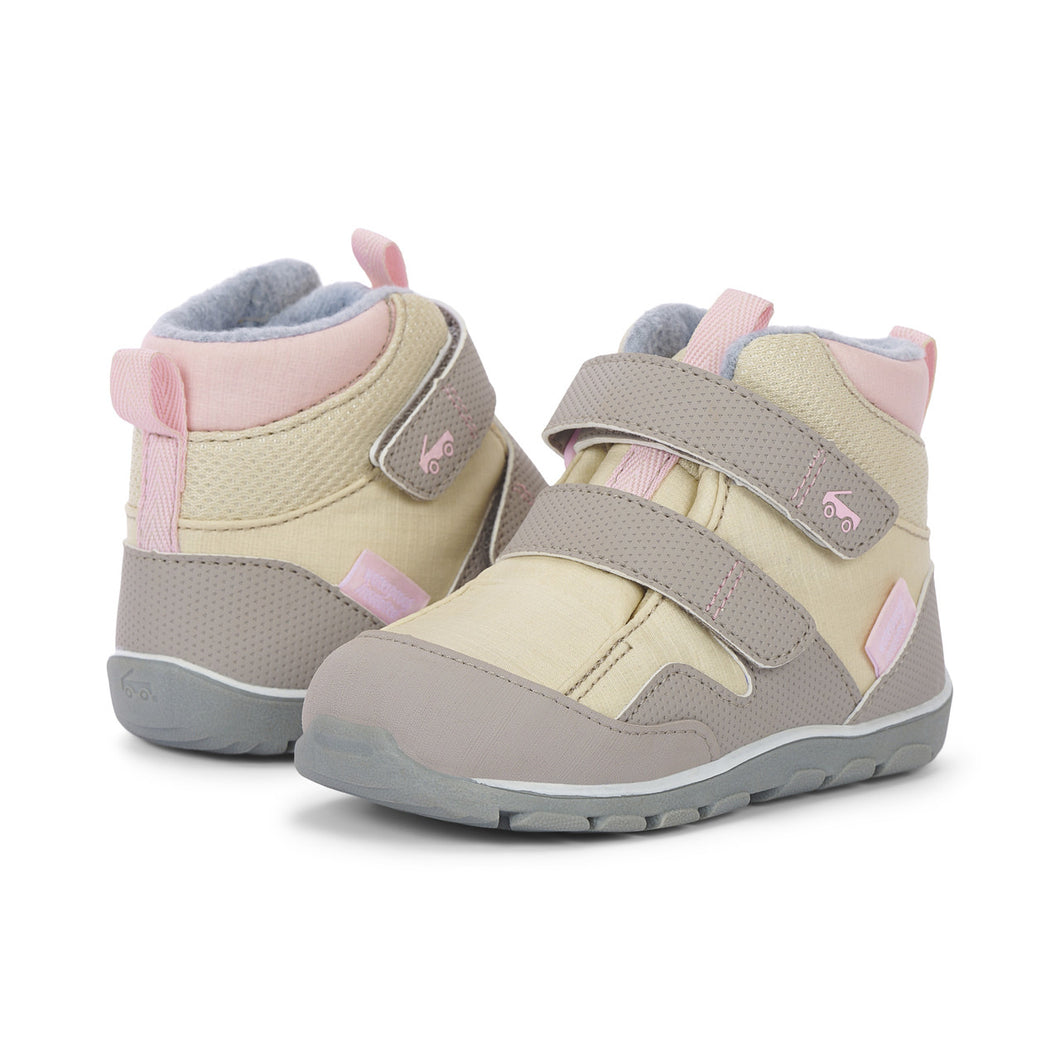 Atlas III Waterproof/Insulated Beige Boot