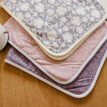 Load image into Gallery viewer, Premium Burp Cloths - Lacie
