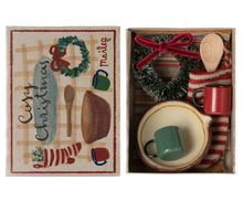 Load image into Gallery viewer, Cosy Christmas Accessories Set
