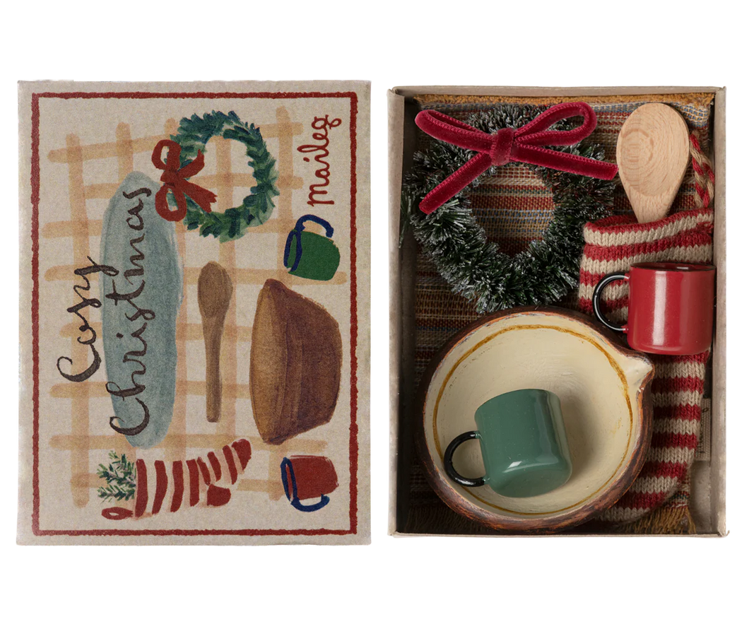 Cosy Christmas Accessories Set