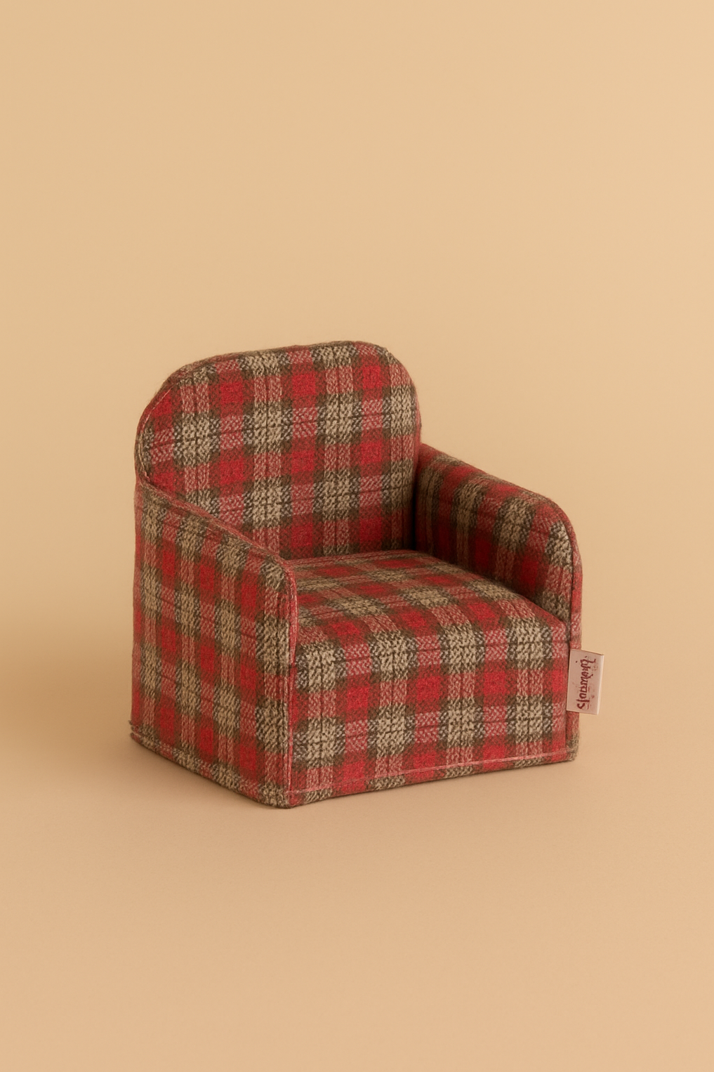 Red Checker Chair, Mouse