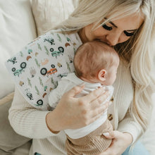 Load image into Gallery viewer, Premium Burp Cloths - Jo
