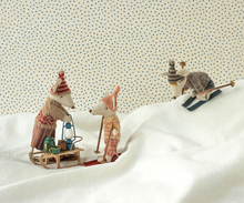 Load image into Gallery viewer, Christmas Tea Party Set
